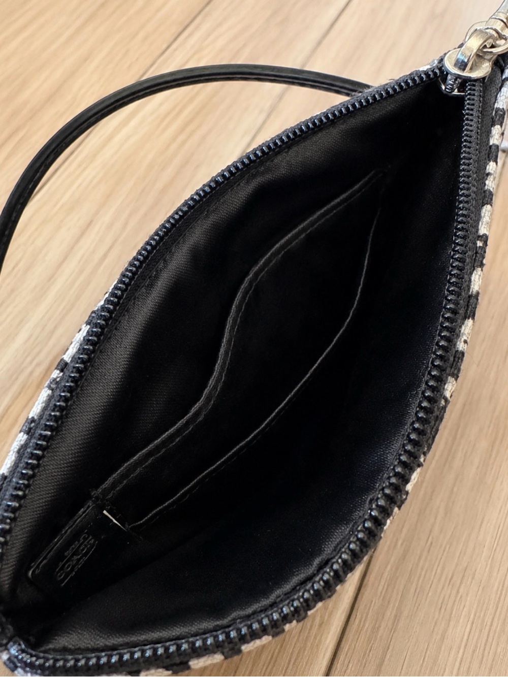 Coach Donegal Black White Wristlet Wallet - Picture 3 of 5